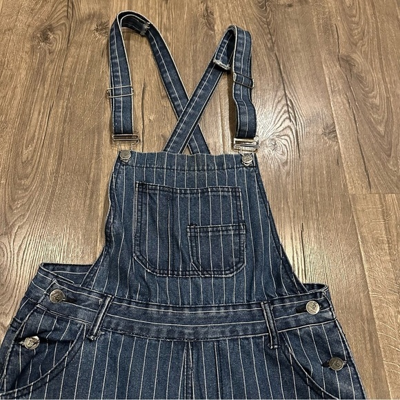 Women's Vintage Y2K Pinstripe Denim Bib Overalls Dungaree Conductor Size M/L - Picture 7 of 15